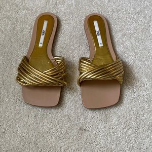 Lightly worn Zara gold sandals size 40